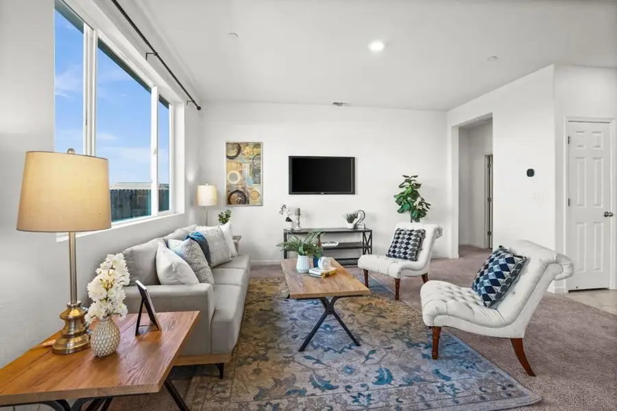 8189 Scrimshaw Way, Sacramento, CA 95829 - Image #3