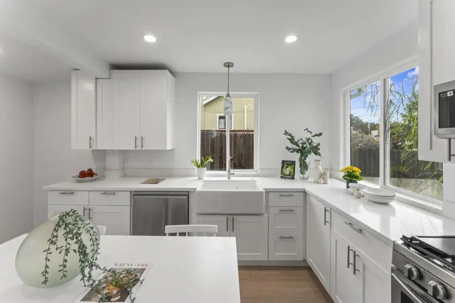 335 Monterey Street, Brisbane, CA 94005 - Image #3