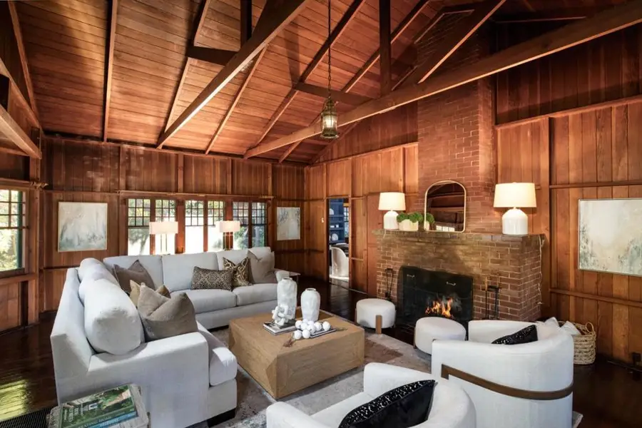 1100 Bryant Street, Palo Alto, CA 94301 - Image #3