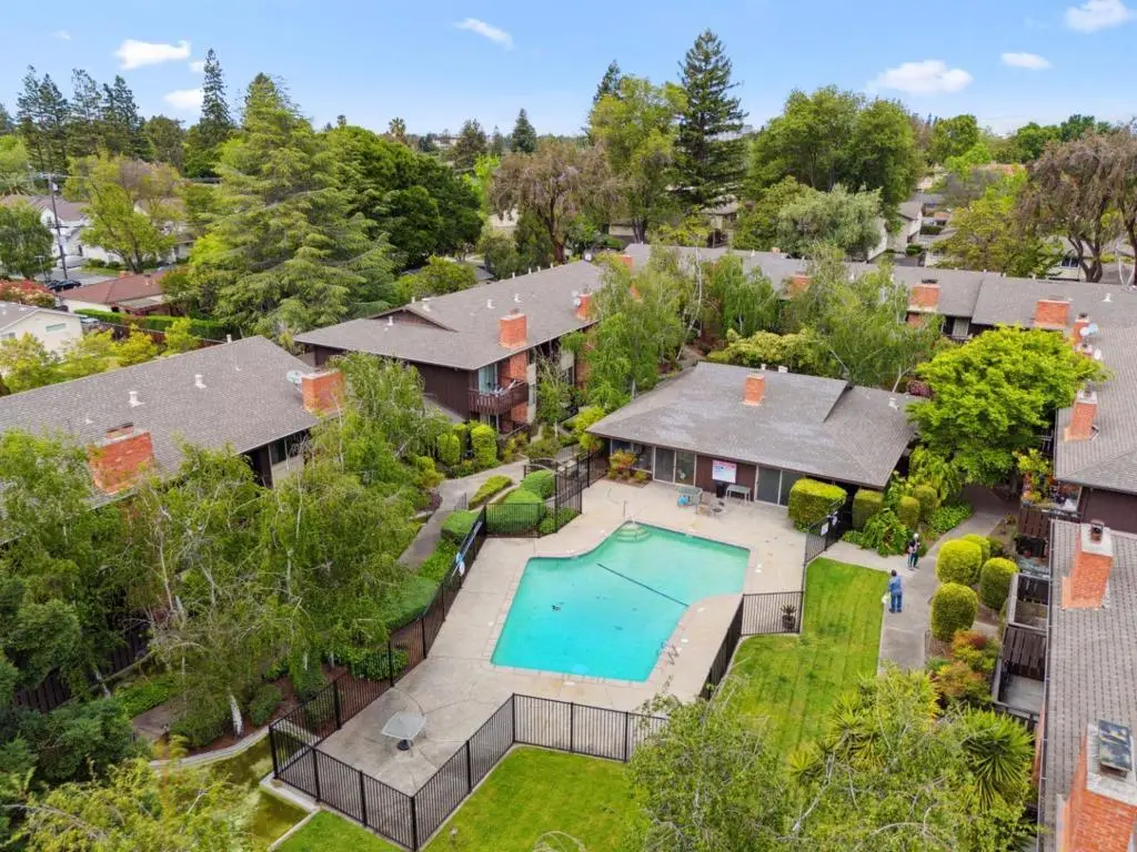 100 E Middlefield Road #6G, Mountain View, CA 94043 - Image #1