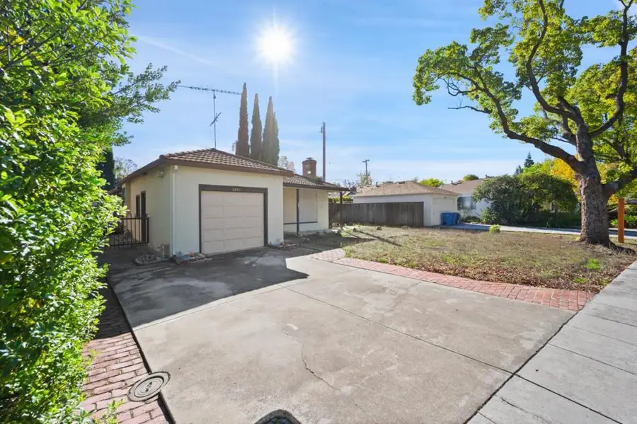 2691 Marshall Drive, Palo Alto, CA 94303 - Image #2