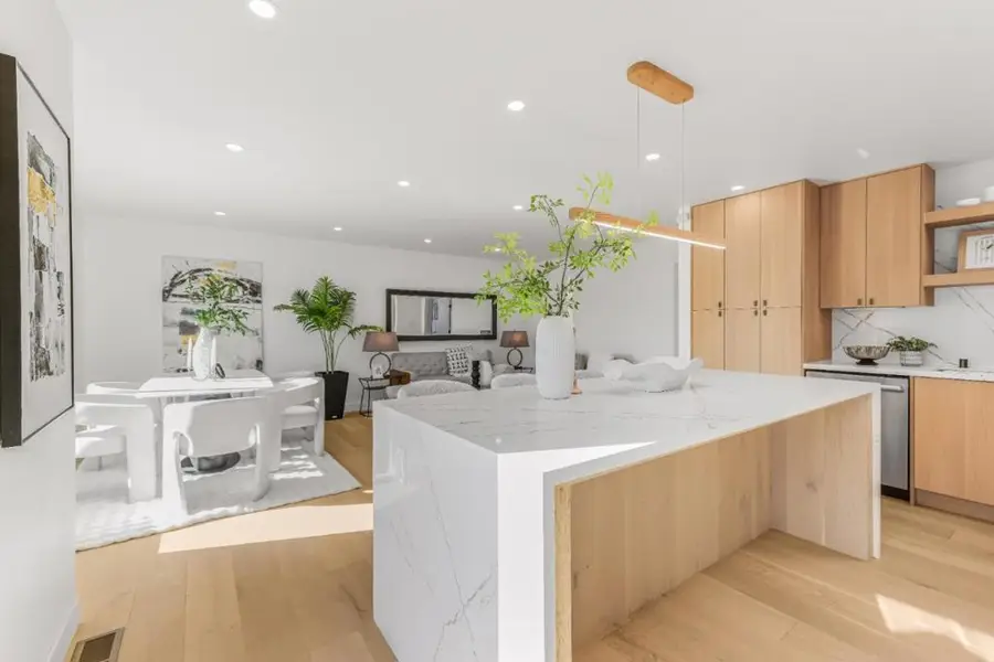 4632 Ulloa Street, San Francisco, CA 94116 - Image #2