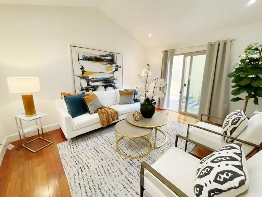 1325 Dahlia Loop, San Jose, CA 95126 - Image #2