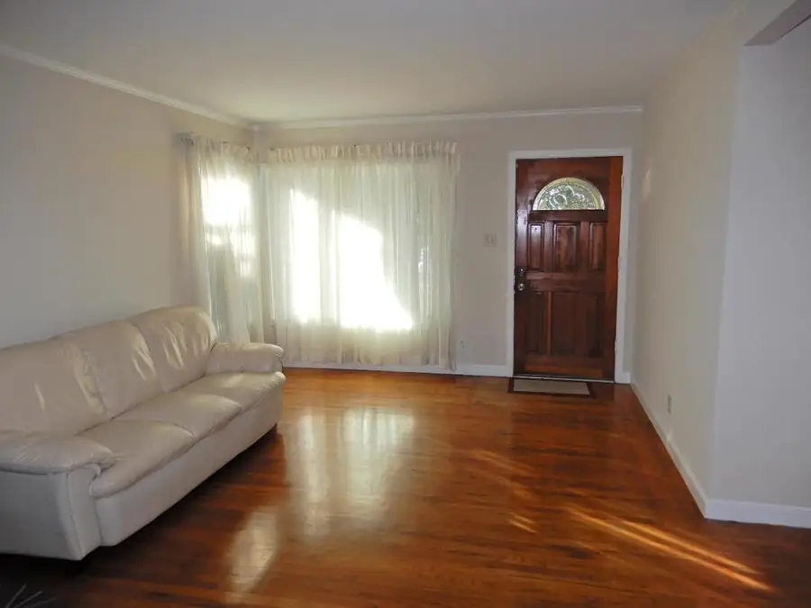 2060 Pulgas Avenue, East Palo Alto, CA 94303 - Image #2