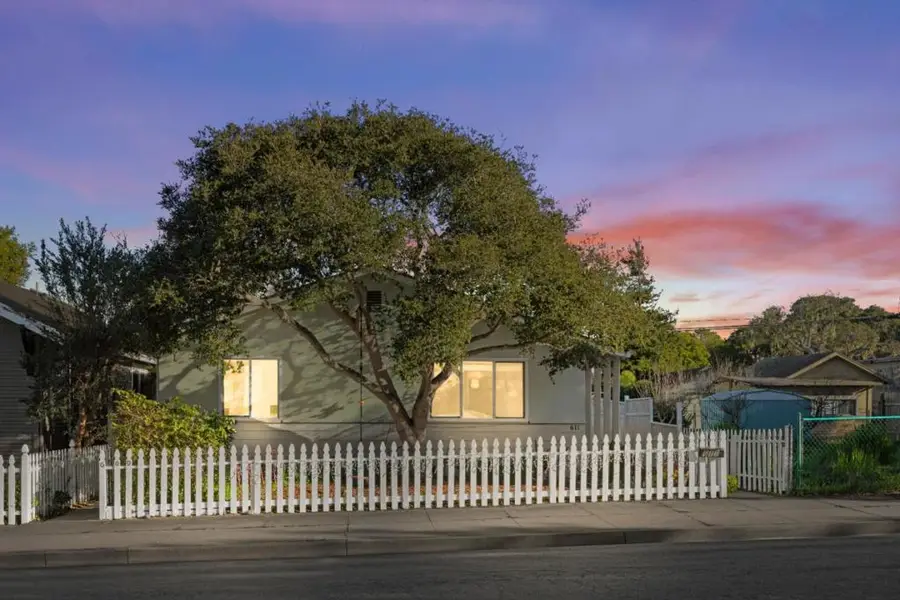 609 Congress Avenue, Pacific Grove, CA 93950 - Image #3