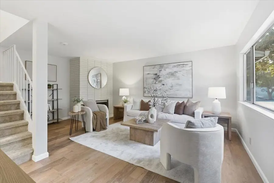 1542 Canna Court, Mountain View, CA 94043 - Image #3