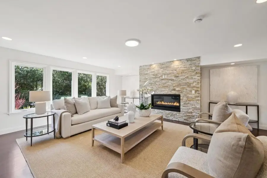 900 Highlands Circle, Los Altos, CA 94024 - #2