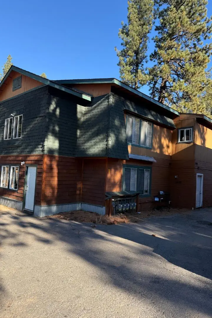 1177 Ski Run Boulevard, South Lake Tahoe, CA 96150 - Image #1