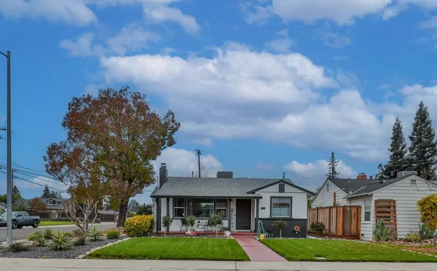 1433 Ayers Avenue, Lodi, CA 95242 - #2