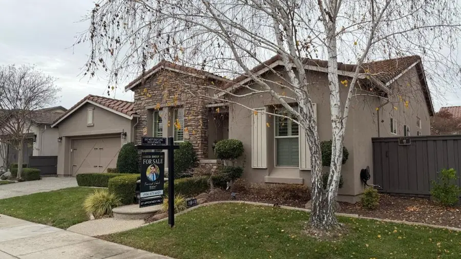 5723 Grassington Lane, Sacramento, CA 95835 - Image #2