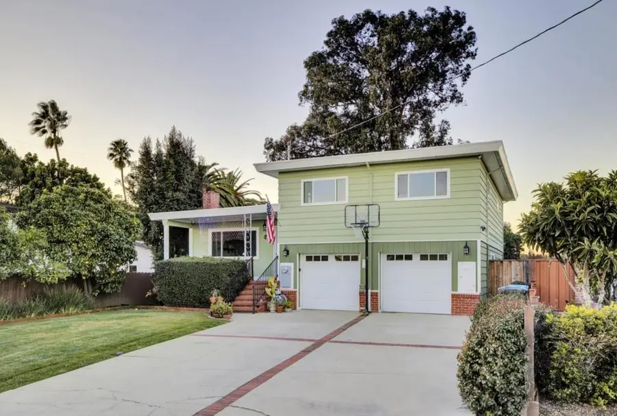 1605 Trollman Avenue, San Mateo, CA 94401 - Image #2
