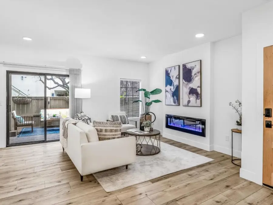 2084 Foxhall Loop, San Jose, CA 95125 - Image #3