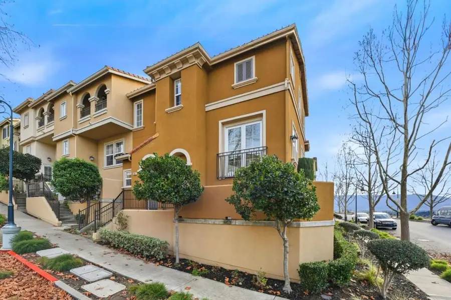 548 Adeline Avenue, San Jose, CA 95136 - Image #2