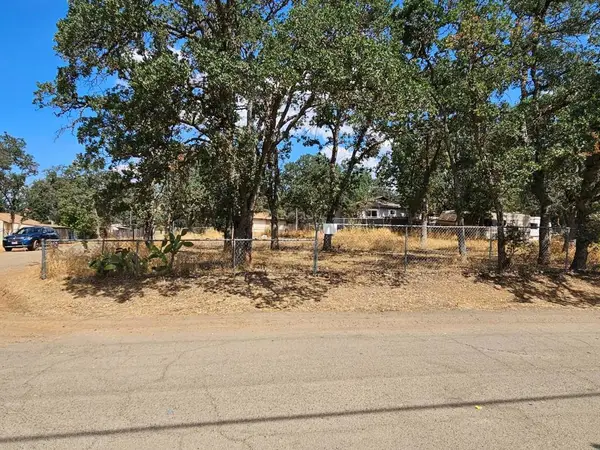 16372 32nd Avenue, Clearlake, CA 95422