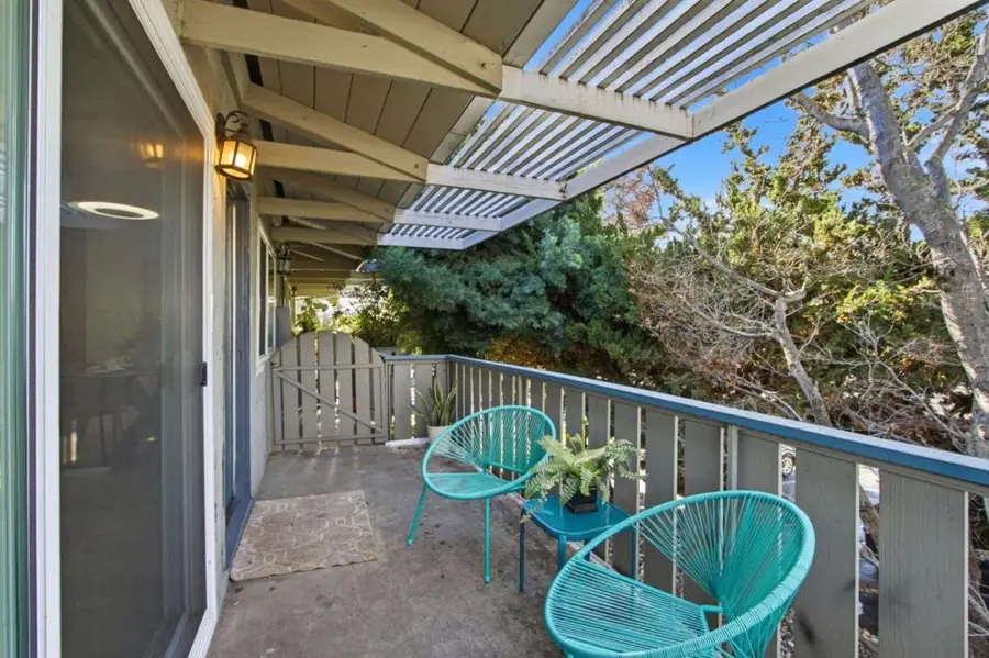 597 Valley Forge Way #4, Campbell, CA 95008 - Image #3