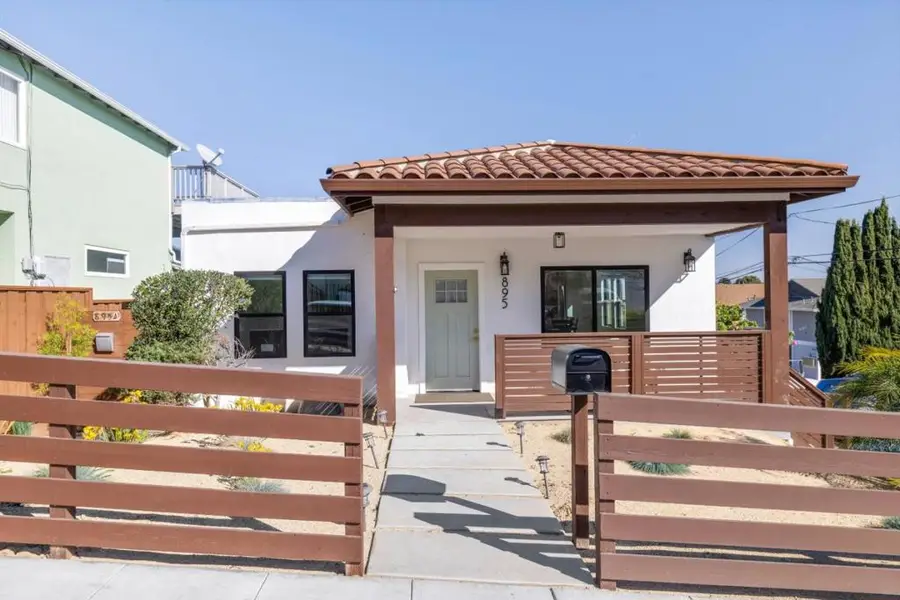 895 Laurel Avenue, Belmont, CA 94002 - Image #2