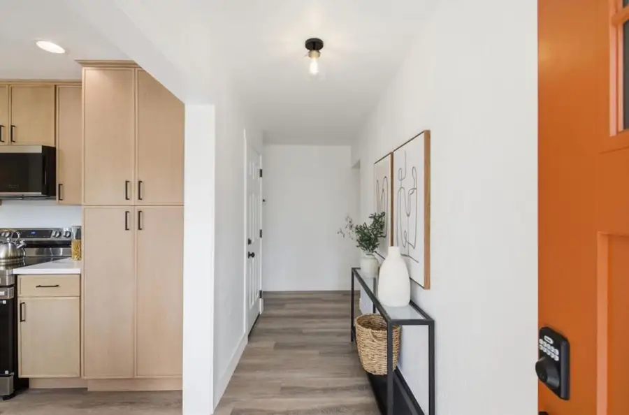 2478 Oakes Drive, Hayward, CA 94542 - Image #2