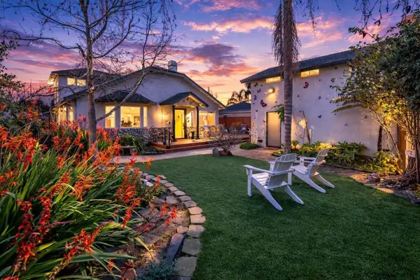 980 30th Avenue, Santa Cruz, CA 95062