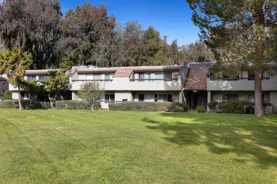 305 Tradewinds Drive #7, San Jose, CA 95123 - #2