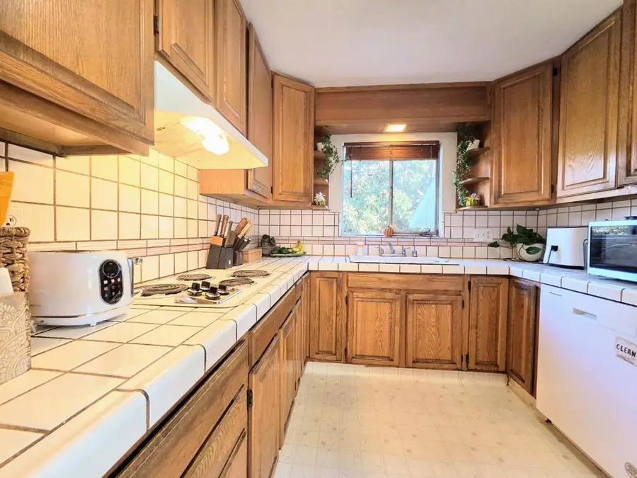 565 Marge Way, San Jose, CA 95117 - #2