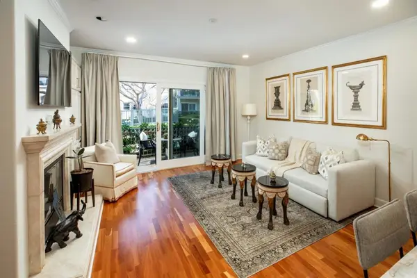 1 W Edith Avenue #A101, Los Altos Hills, CA 94022