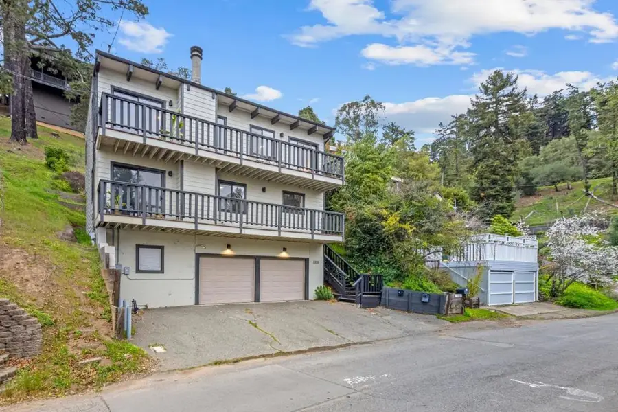 3320 Robinson Drive, Oakland, CA 94602 - #3