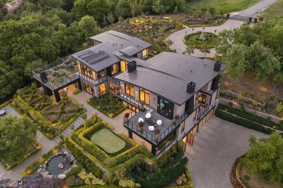 20078 Goetting Court, Saratoga, CA 95070 - #2