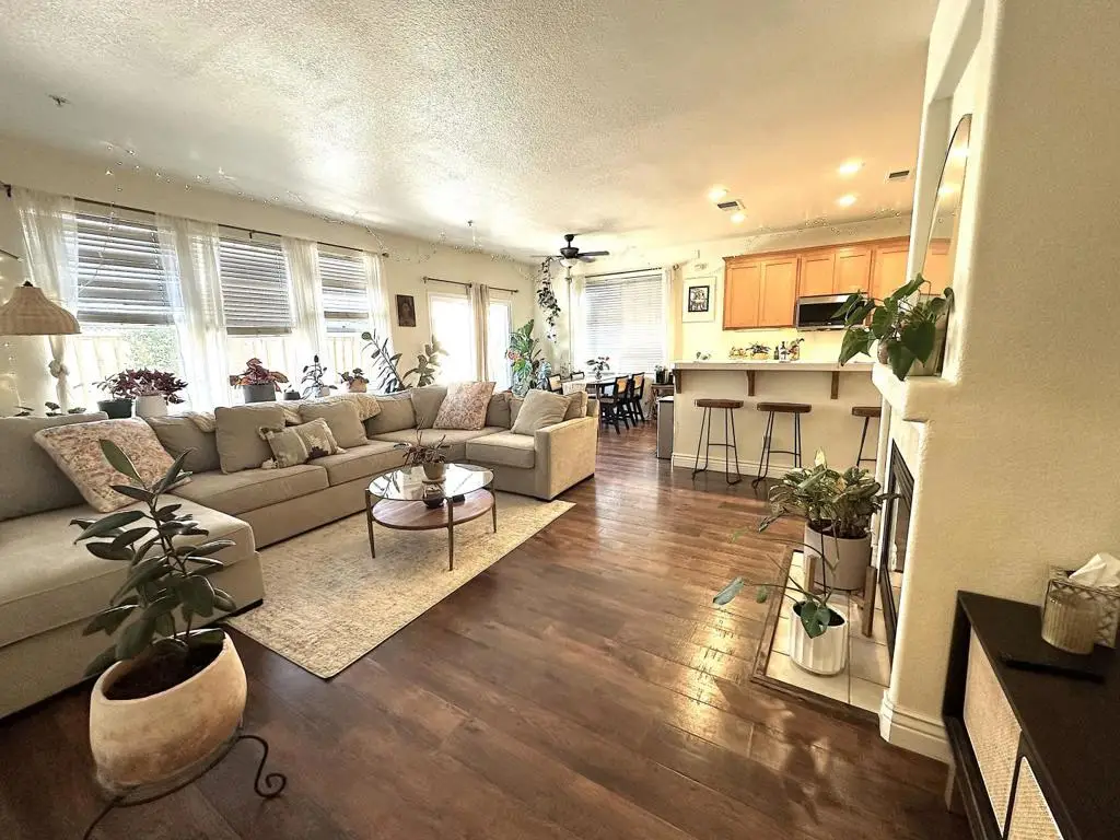 718 Roble Street, Watsonville, CA 95076 - Image #1