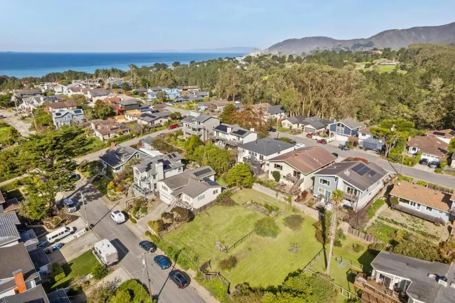 751 Sierra Street, Moss Beach, CA 94038 - Image #3