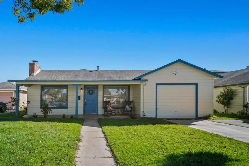 208 Diablo Drive, Salinas, CA 93906 - #1