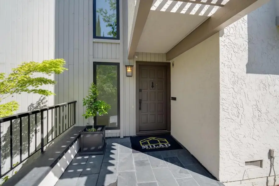 228 Sand Hill Circle #228, Menlo Park, CA 94025 - Image #2