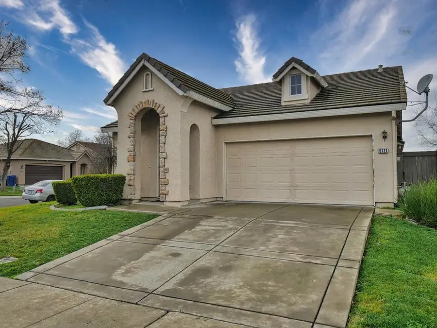 5721 Beadnell Way, Sacramento, CA 95835 - #2