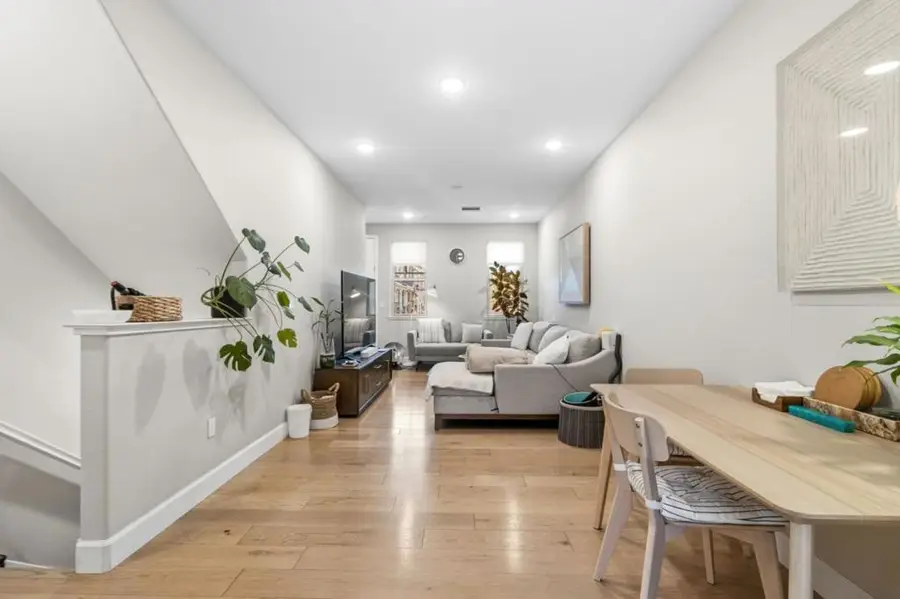 651 Cinnamon, Mountain View, CA 94043 - #3