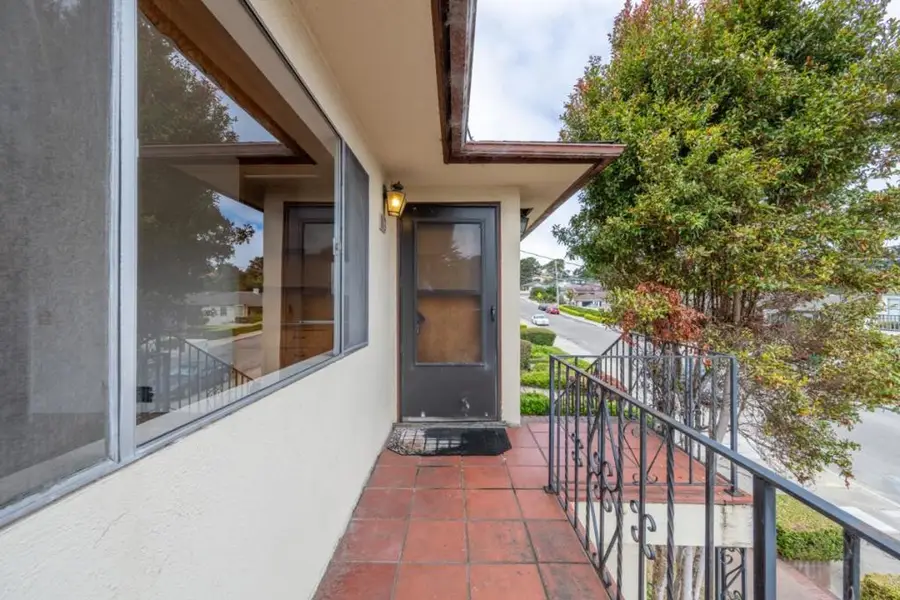 113 Seeno Street, Monterey, CA 93940 - #2