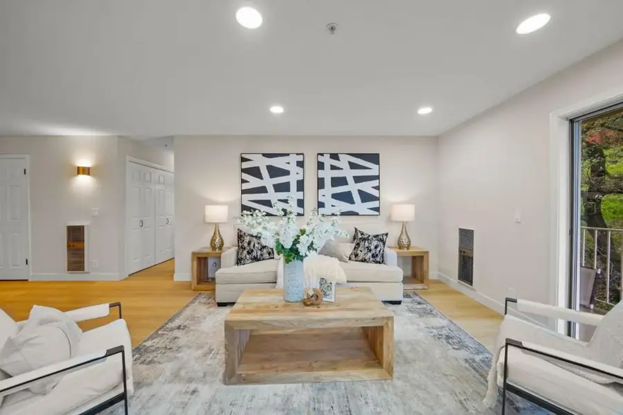 416 Portofino Drive #206, San Carlos, CA 94070 - #3