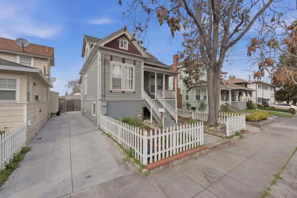 325 E Saint John Street, San Jose, CA 95112 - #1