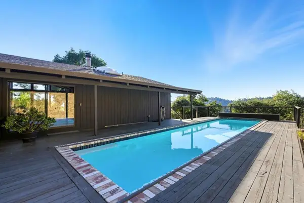 22721 Oak Flat Road, Los Gatos, CA 95033