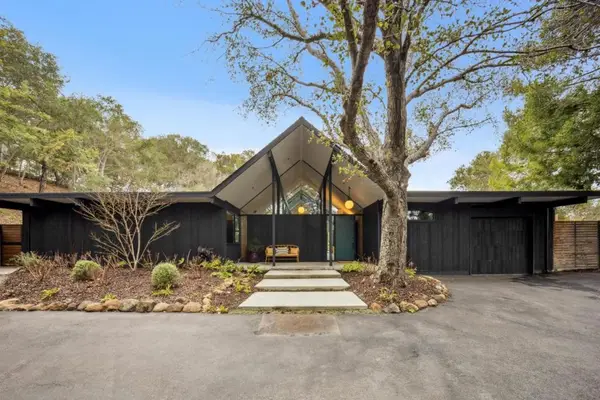 3136 Alexis Drive, Palo Alto, CA 94304