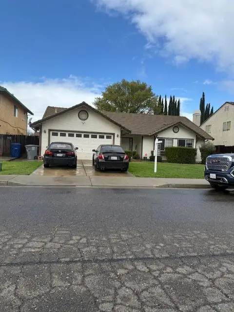 375 Chestnut Street, Los Banos, CA 93635 - #1