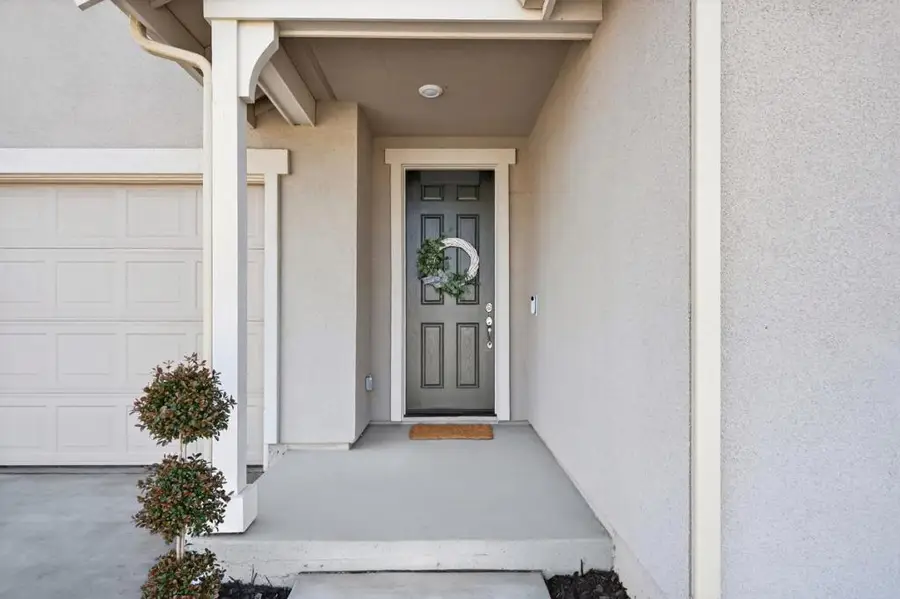 2001 Marigold Street, Hollister, CA 95023 - #2