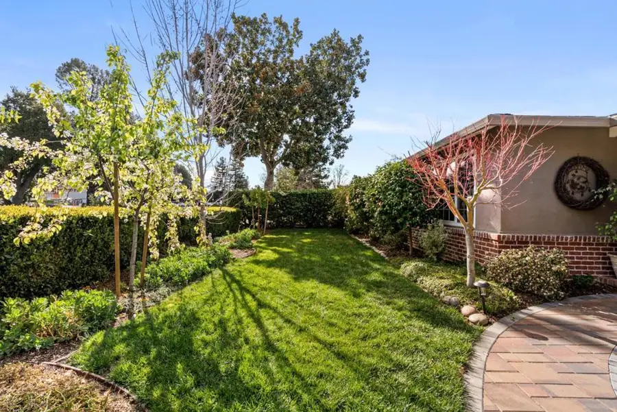 1876 Miramonte Avenue, Mountain View, CA 94040 - #3