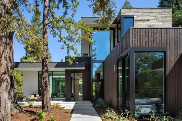 2171 Clayton Drive, Menlo Park, CA 94025