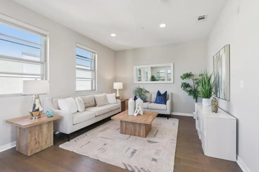 951 Arrowleaf Place, San Jose, CA 95131 - #3