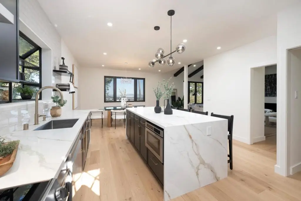 2612 Lincoln Avenue, Belmont, CA 94002 - #1