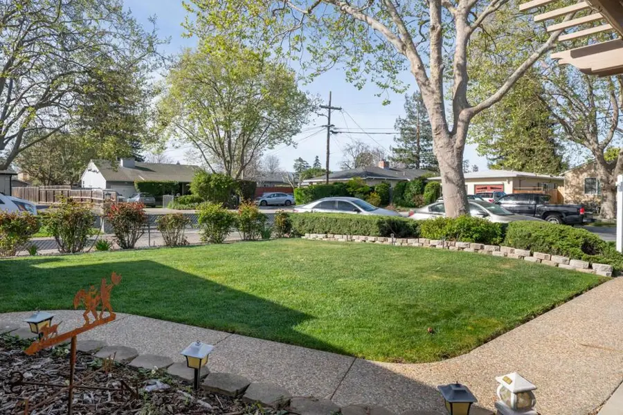 18 Yarnall Place, Redwood City, CA 94063 - #2