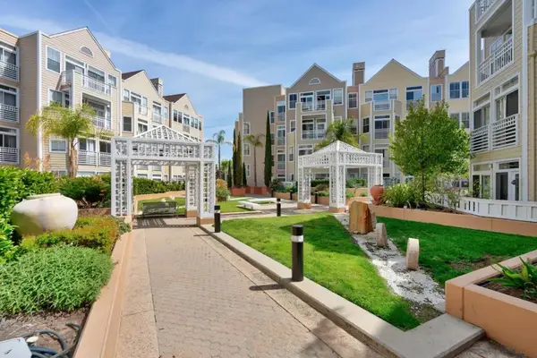 550 Ortega Avenue #B330, Mountain View, CA 94040