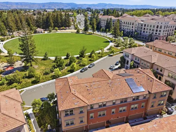 560 Saint Remi Terrace #1, Sunnyvale, CA 94085