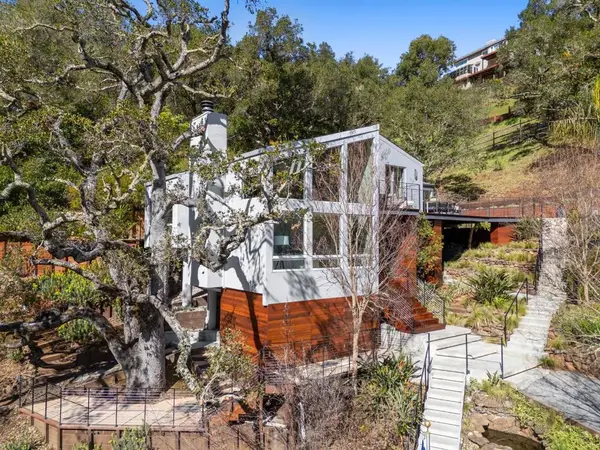 27201 Moody Road, Los Altos Hills, CA 94022