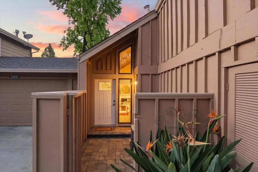 22835 Poplar Grove Square, Cupertino, CA 95014 - #3
