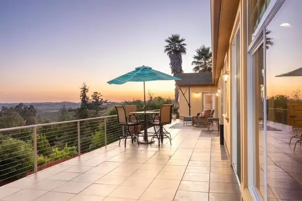960 Smith Road, Watsonville, CA 95076